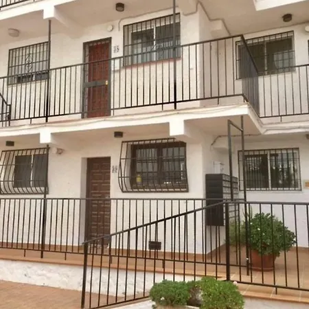 Perfect Living In In With Pool Vft/ma/10380